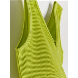 Kurzes Top aus Rippstrickjersey