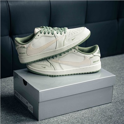 Кроссовки  ad 1:1