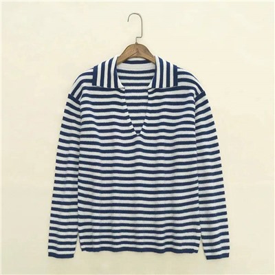 Свитер с V-образным вырезом и отложным воротником Макс Мар*а