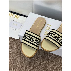 Женские шлепки на плоской подошве 4 цвета ДИО*Р