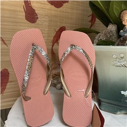 Трендовые сланцы вьетнамки  Havaiana*s