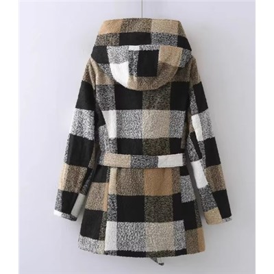 Тонкое шерстяное пальто