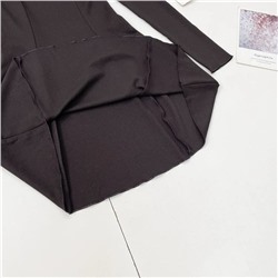 Женское трикотажное платье Onl*y приталенного силуэта, коллекция 25/26 года