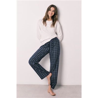 Pantalón largo azul estampado cuadros