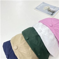 Бейсболка с вышитым логотипом бренда РАЛЬ*Ф Л