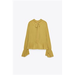 FLOWING RUFFLED BLOUSE