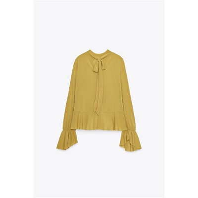 FLOWING RUFFLED BLOUSE