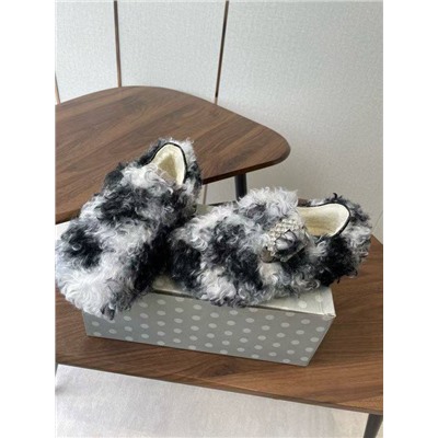 Очень необычная модель, но сейчас такие супер модные 🔝  БИРКЕНШТО*К