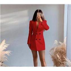 Двубортный костюм с открытой спиной