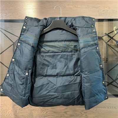 Двухсторонняя жилетка   Christia*n Dio*r  Унисекс модель