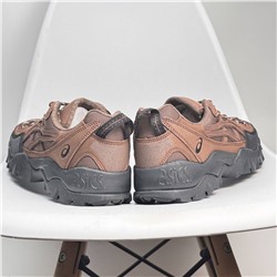 Зимние кроссовки Asic*s