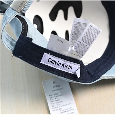 Джинсовая кепка Кельви*н Кляй*н