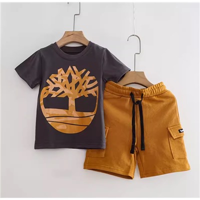 Хлопковый костюм для мальчиков на лето