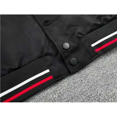 Мужская куртка  ПРАД*А