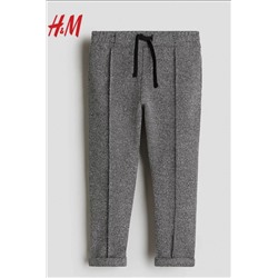 Детские классические брюки  H&M  оф сайт  Материал: 73% полиэстер, 25% вискоза, 2% спандекс