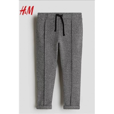 Детские классические брюки  H&M  оф сайт  Материал: 73% полиэстер, 25% вискоза, 2% спандекс