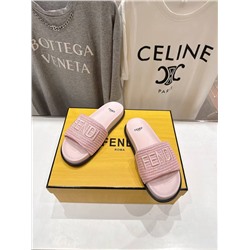 Плетеные шлепки  ФЕНД*И