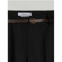 Chinohose mit Gürtel