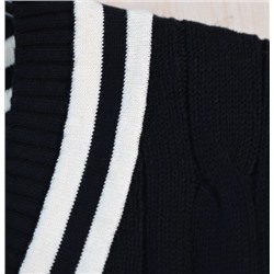 Плотный трикотажный свитер ДКН*АЙ