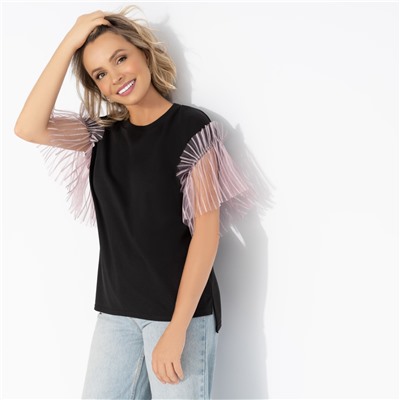 Футболка нарядная, Мелькать на экранах