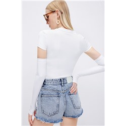 Camiseta y guantes largos Blanco