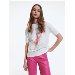 Übergroßes bedrucktes T-Shirt