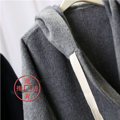 Женское шерстяное пальто  МО*КО