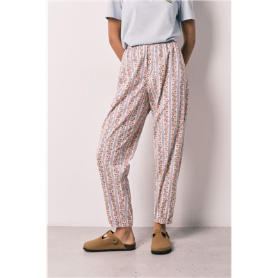 Pantalón carrot 100% algodón estampado flores