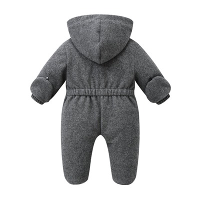 Комбезик, просто любовь, очень крутой, внешне схоже на шерсть, внутри утеплитель тонки,  теплая весна/ осень.