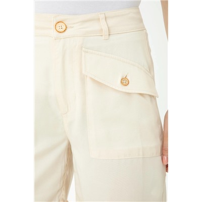 Kadın Krem Dokuma Şort