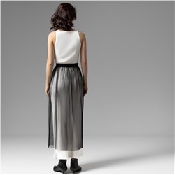 Юбка из сетки, Гений стиля