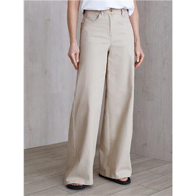 Джинсы трубы из эластичного денима средней плотности