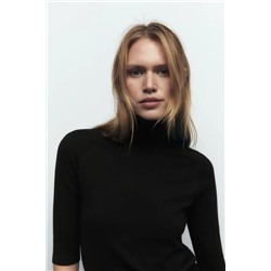 Трикотажное  удлиненное платье с высокой горловиной ZAR*A  мягкий эластичный трикотаж с ворсом