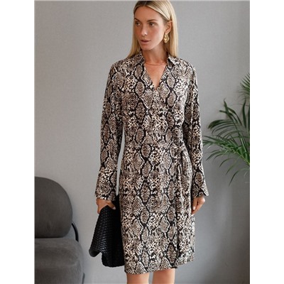 Платье на запАх из вискозы с принтом