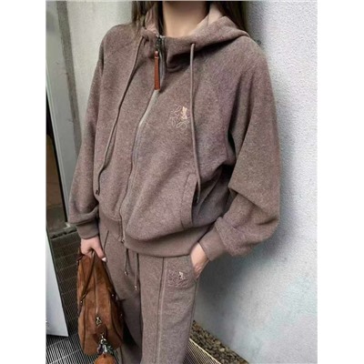 Женский костюм  LOEW*E