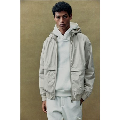 Мужская лёгкая куртка с водо и ветрозащитной  H&*M