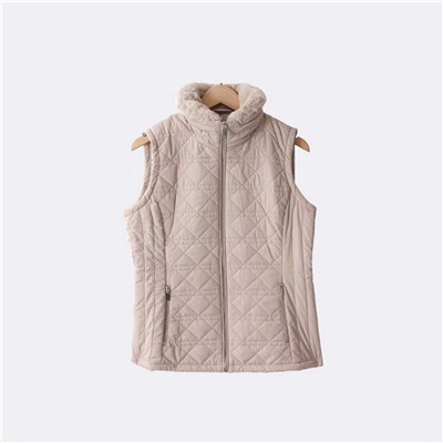 Женский  жилет с плюшевым воротником