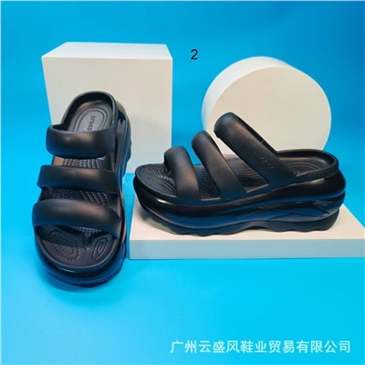 Симпатичные сабо КРОК*С на платформе  Новая коллекция