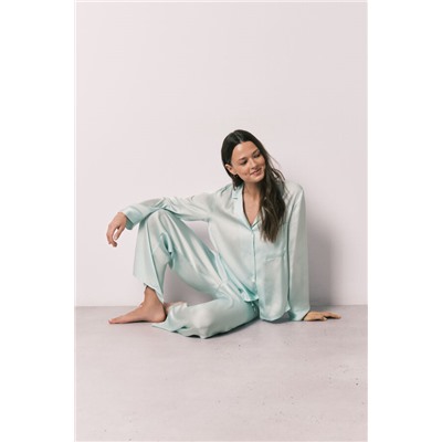 Pijama camisero largo satén verde