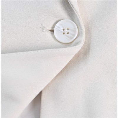 Повседневный эластичный пиджак на одной пуговице