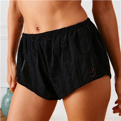 Pantalón corto de ganchillo
