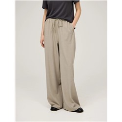 Базовые бежевые брюки их хлопка