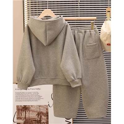 Детский спортивный костюм на флисе