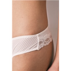 Tanga microfibra rayada y encaje blanca