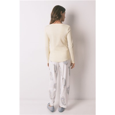 Pantalón largo estampado Paisley