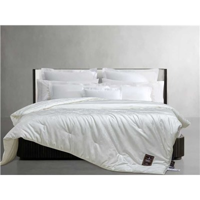 Роскошное одеяло в полном комплекте упаковки   🌸LOUI*S VUITTO*N  Whit*e Hors*e Mano*r