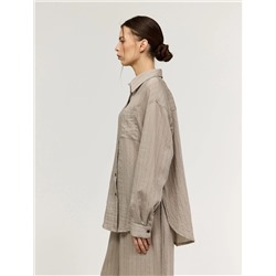 Бежевая рубашка в полоску