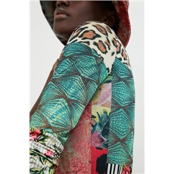 Camiseta slim patch digital