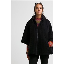 Poncho acolchado capucha