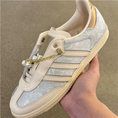 Женские кеды АДИДА*С с кружевным принтом